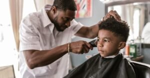 Maquina de cortar cabelo profissional sem fio com display